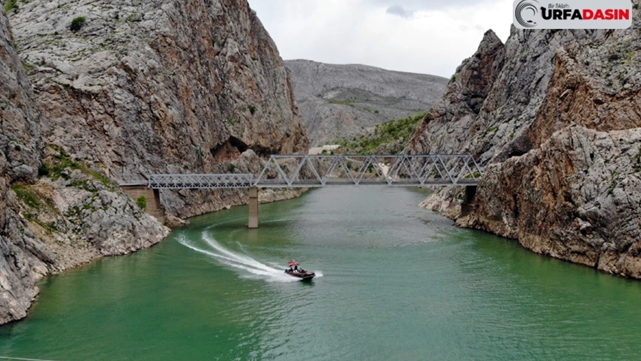 Toprak kaymasıyla Bakanlıktan Fırat Nehri açıklaması